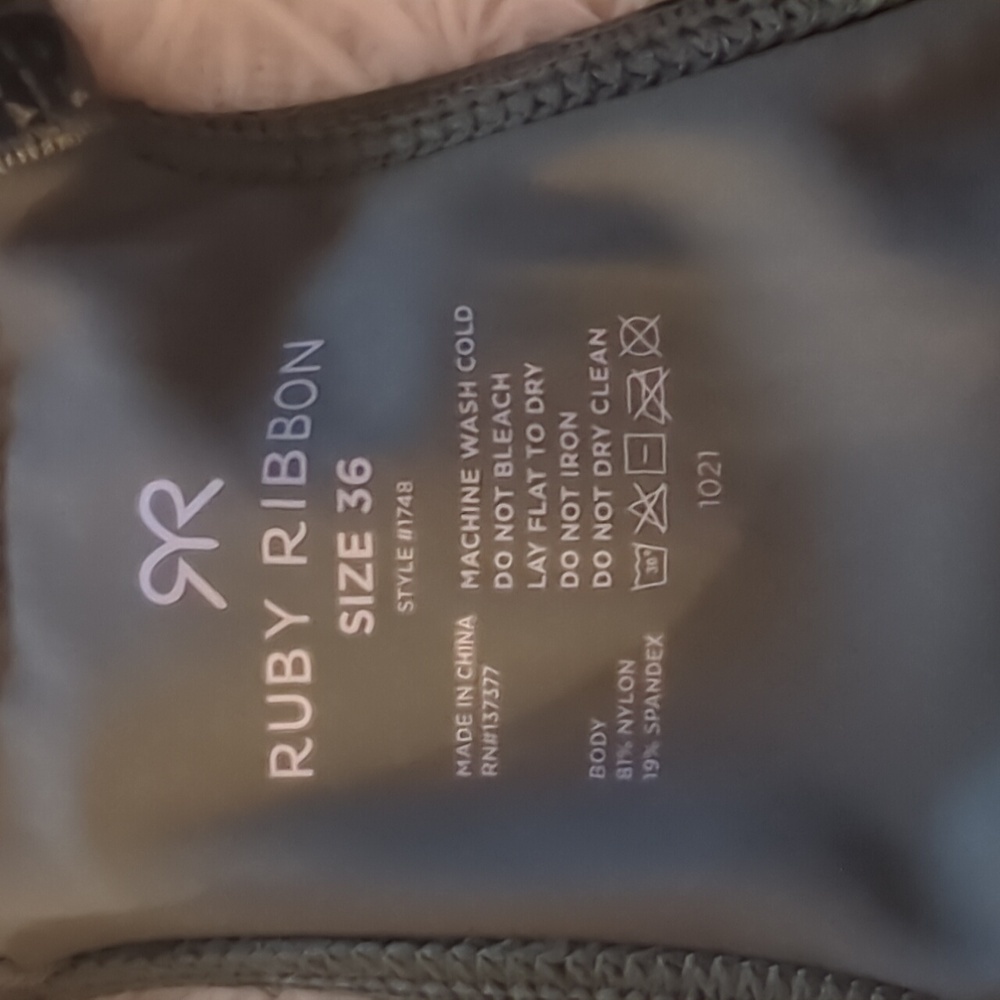 Ruby Ribbon Active Wear Tank - Picture 4 of 6